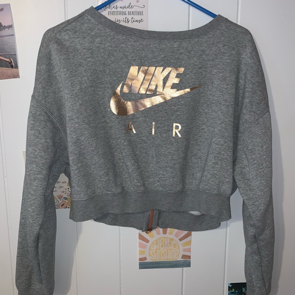Nike cropped sweatshirt